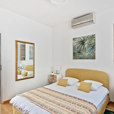 Mole By Homenhancement Apartment Genf
