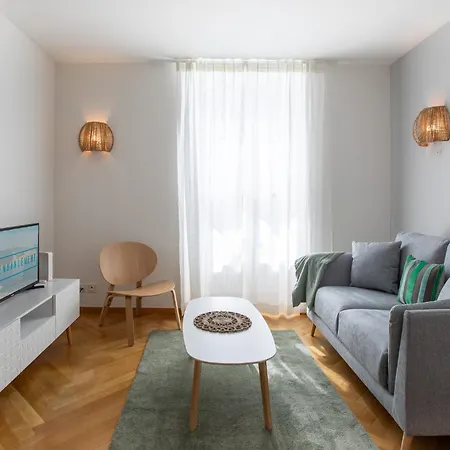 Mole By Homenhancement Apartment Genf