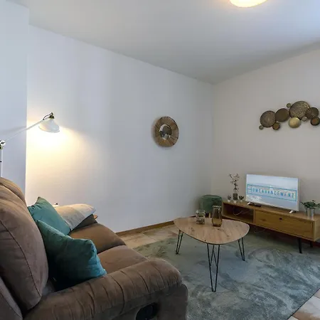 Mole By Homenhancement Apartment